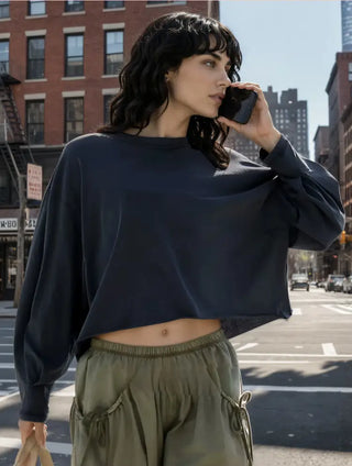 Felpa oversize boxy top in navy scuro, silhouette boxy leggermente cropped