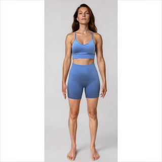 Set sportivo bubble gum effetto seconda pelle in tessuto elasticizzato azzurro chiaro